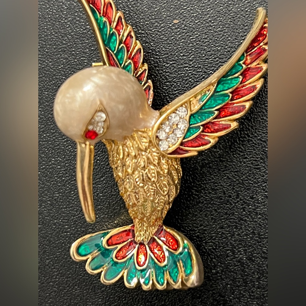 Vintage Hummingbird Brooch Pin
Green Cream Blue Gold Tone Rhinestones